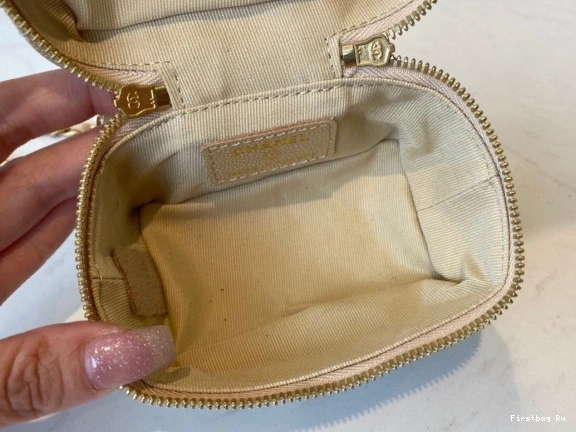 Firstbag Ru WITH CHANEL CHAIN VANITY SMALL 0825